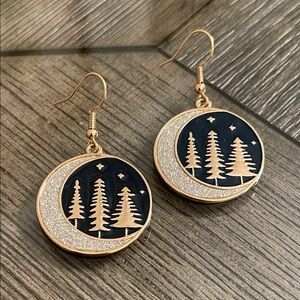 Wanderlust Earrings - Crescent Moon & Tree Circle Discs Night Sky Sparkling Moon